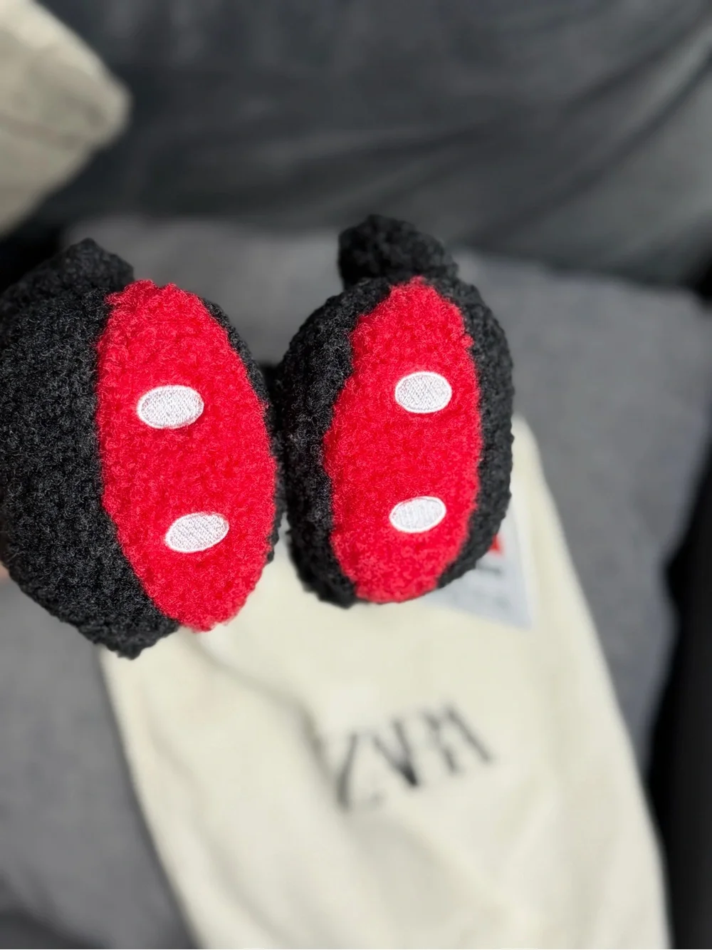 NWT Zara Kids SHEARLING MICKEY MOUSE  DISNEY EARMUFFS 6 - 14